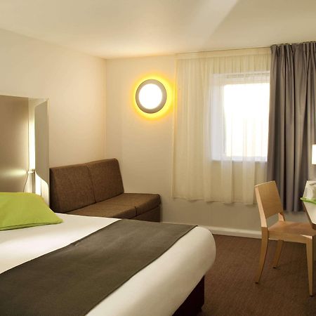 Campanile Hotel Northampton Exterior photo